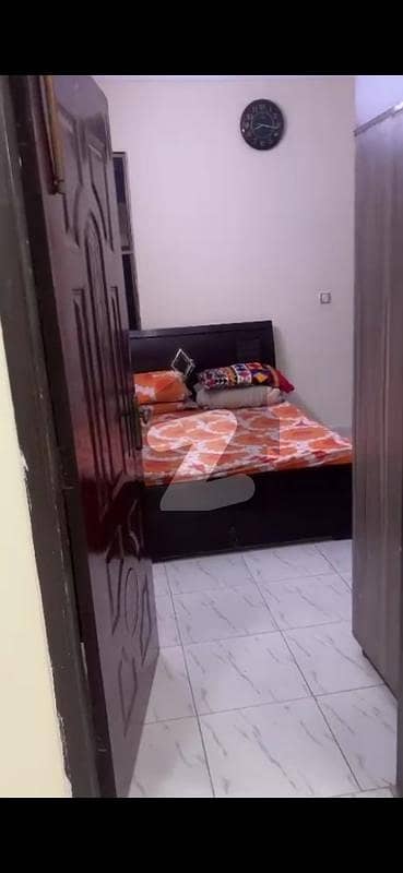 Prime Location 900 Square Feet Spacious Flat Is Available In Gulzar-E-Hijri For Sale