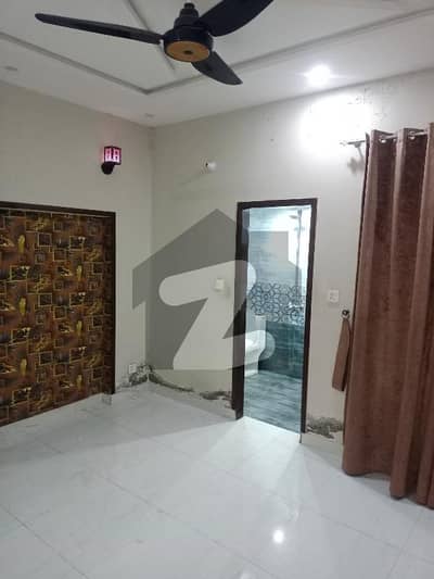 نیو لاهور سٹی لاہور میں 3 کمروں کا 5 مرلہ مکان 1.4 کروڑ میں برائے فروخت۔