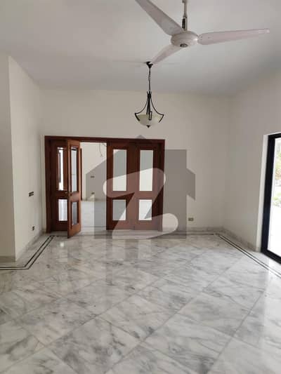 4 Kanal Beautiful House Most Premium Address F-6