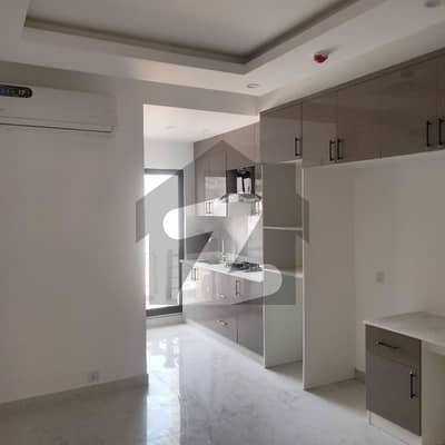 Studio Apartment Available With Courtyard