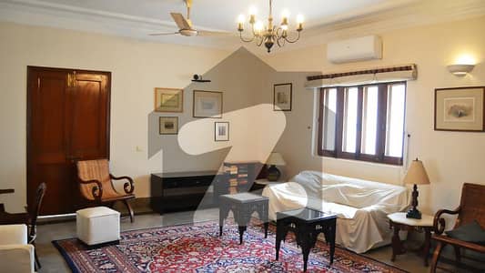 Clifton EXCLUSIVE First Floor BUNGALOW PORTION FOR RENT.