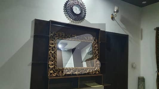 ایگریکس ٹاؤن لاہور میں 6 کمروں کا 1 کنال مکان 2.0 لاکھ میں کرایہ پر دستیاب ہے۔