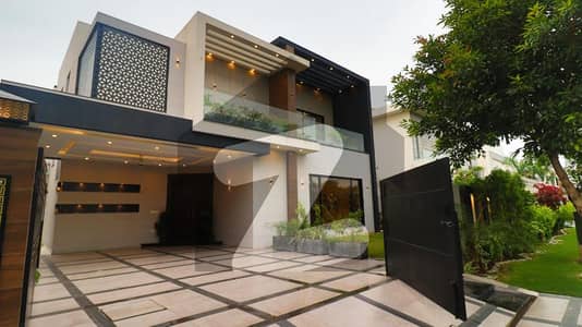 TASK EST OFFER : 1 Kanal House For Sale Near Market For Sale In Phase 5 DHA