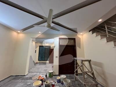3.5 Marla Renovated Owner Build House For Sale R1 Johar Town