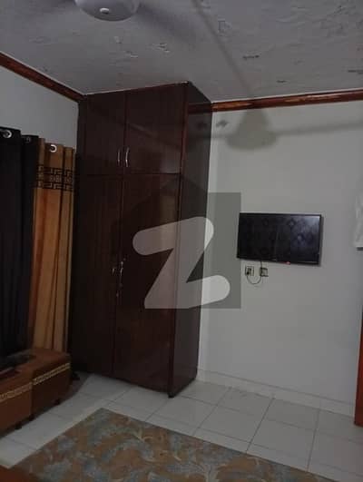 5Marla upper portion for rent 2bad attached bathroom TV launch kitchen