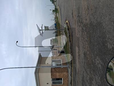 عمار کینیان ویوز - میریڈیئن بلاک عمارکینیان ویوز,اسلام آباد میں 10 مرلہ رہائشی پلاٹ 1.85 کروڑ میں برائے فروخت۔