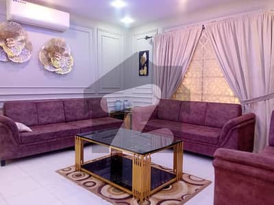 بحریہ ٹاؤن کراچی کراچی میں 1 کنال پینٹ ہاؤس 2.6 کروڑ میں برائے فروخت۔