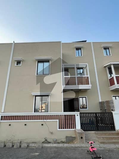 نیا ناظم آباد کراچی میں 4 کمروں کا 6 مرلہ مکان 1.6 لاکھ میں کرایہ پر دستیاب ہے۔