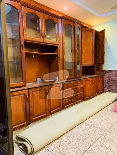 چکلالہ سکیم 3 چکلالہ سکیم,راولپنڈی میں 4 کمروں کا 8 مرلہ مکان 83.0 ہزار میں کرایہ پر دستیاب ہے۔