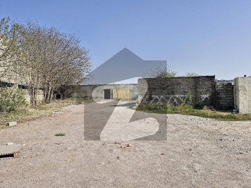 2.5 Kanal Yard/Warehouse Available For Rent 2.5 Kanal Yard/Warehouse Available For Rent