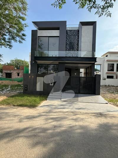 ڈی ایچ اے 11 رہبر فیز 2 ایکسٹینشن - بلاک پی ڈی ایچ اے 11 رہبر فیز 2 ایکسٹینشن,ڈی ایچ اے 11 رہبر,لاہور میں 4 کمروں کا 5 مرلہ مکان 3.0 کروڑ میں برائے فروخت۔