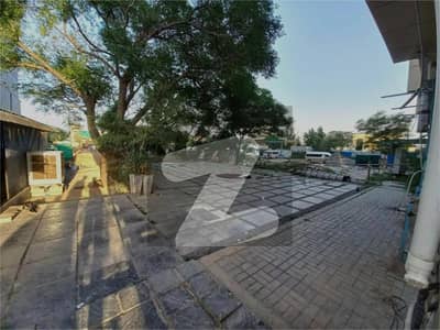 I-8 Markaz 816 Sqft Main Road Corner Shop For Resturent,Cafe,Brand With Big Open Dining Space For Rent