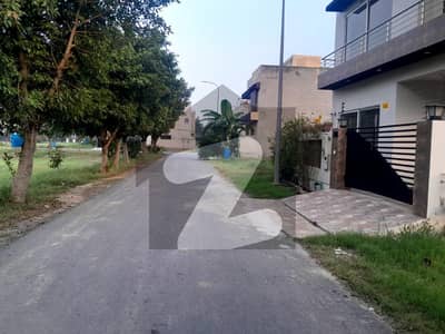 Residential Plot Of 5 Marla Is Available For sale In DHA 9 Town - Block C