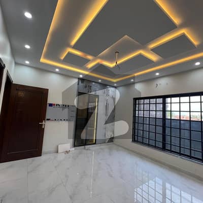 10 MARLA LIKE NEW LOWER PORTION FOR RENT IN TULIP BLOCK BAHRIA TOWN LAHORE WITHOUT DRAWING ROOM
