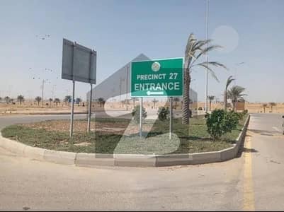 بحریہ ٹاؤن - پریسنٹ 27 بحریہ ٹاؤن کراچی,کراچی میں 3 کمروں کا 9 مرلہ مکان 1.38 کروڑ میں برائے فروخت۔