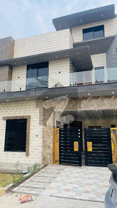 ایڈن آچرڈ فیصل آباد میں 3 کمروں کا 4 مرلہ مکان 2.0 کروڑ میں برائے فروخت۔