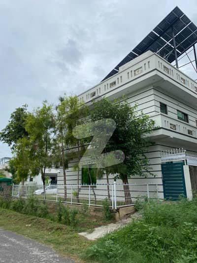 CORNER UPPER PORTION SOLAR INSTALLED FOR RENT AT D-12