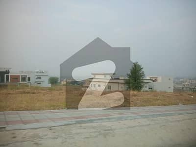 ڈی ایچ اے فیز 5 - سیکٹر اے ڈی ایچ اے ڈیفینس فیز 5,ڈی ایچ اے ڈیفینس,اسلام آباد میں 1 کنال رہائشی پلاٹ 3.6 کروڑ میں برائے فروخت۔