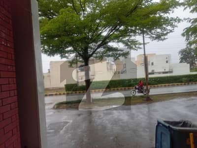 پنجاب یونیورسٹی سوسائٹی فیز 1 پنجاب یونیورسٹی ایمپلائیز سوسائٹی,لاہور میں 15 مرلہ رہائشی پلاٹ 4.15 کروڑ میں برائے فروخت۔