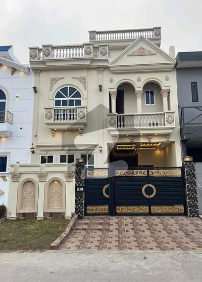 سٹی ہاؤسنگ سوسائٹی گوجرانوالہ میں 4 کمروں کا 5 مرلہ مکان 1.9 کروڑ میں برائے فروخت۔