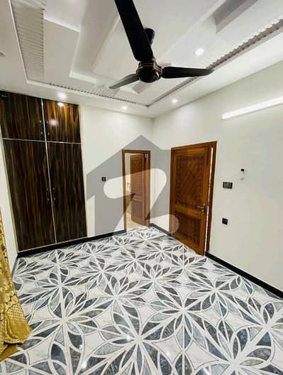 سٹی ہاؤسنگ سوسائٹی گوجرانوالہ میں 4 کمروں کا 5 مرلہ مکان 55.0 ہزار میں کرایہ پر دستیاب ہے۔