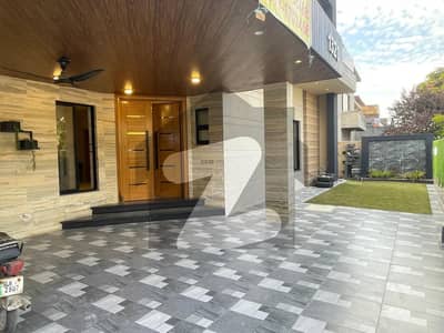 بحریہ ٹاؤن فیز 1 بحریہ ٹاؤن راولپنڈی,راولپنڈی میں 5 کمروں کا 1 کنال مکان 12.5 کروڑ میں برائے فروخت۔ بحریہ ٹاؤن فیز 1 بحریہ ٹاؤن راولپنڈی,راولپنڈی میں 5 کمروں کا 1 کنال مکان 12.5 کروڑ میں برائے فروخت۔