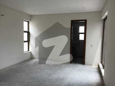 ڈیفینس رایا ڈی ایچ اے ڈیفینس,لاہور میں 5 کمروں کا 1 کنال مکان 3.5 لاکھ میں کرایہ پر دستیاب ہے۔