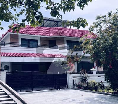 آئی ۔ 8 اسلام آباد میں 3 کمروں کا 1 کنال بالائی پورشن 2.2 لاکھ میں کرایہ پر دستیاب ہے۔