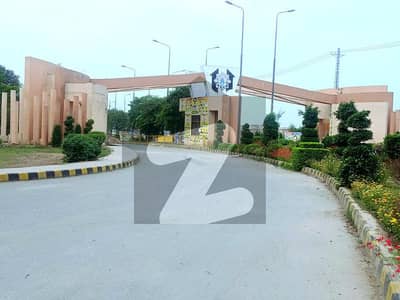 2 Kanal plot for sale in SuiGas Phase-II