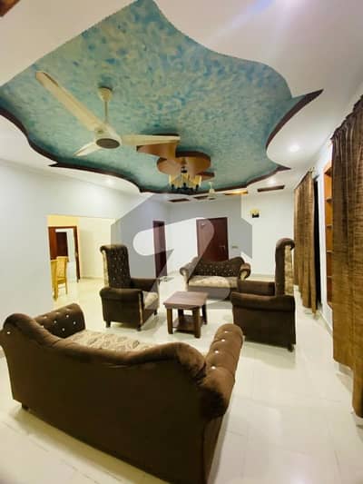 ڈی ایچ اے فیز 5 ڈی ایچ اے ڈیفینس,کراچی میں 9 کمروں کا 2 کنال مکان 18.0 لاکھ میں کرایہ پر دستیاب ہے۔