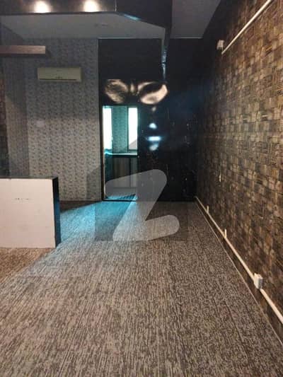 گلبرگ لاہور میں 1 مرلہ دفتر 35.0 ہزار میں کرایہ پر دستیاب ہے۔