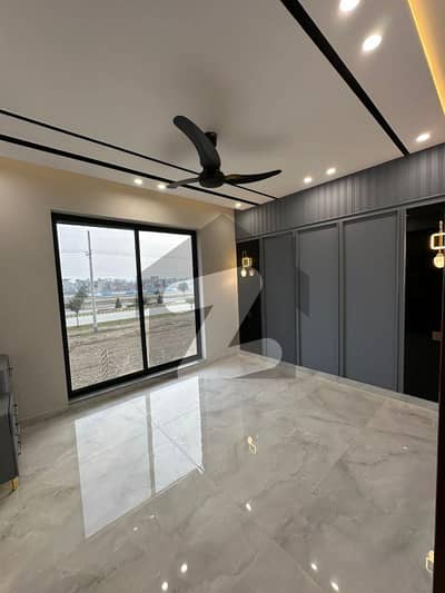 5 Marla House For Rent In Central Park Housing Scheme