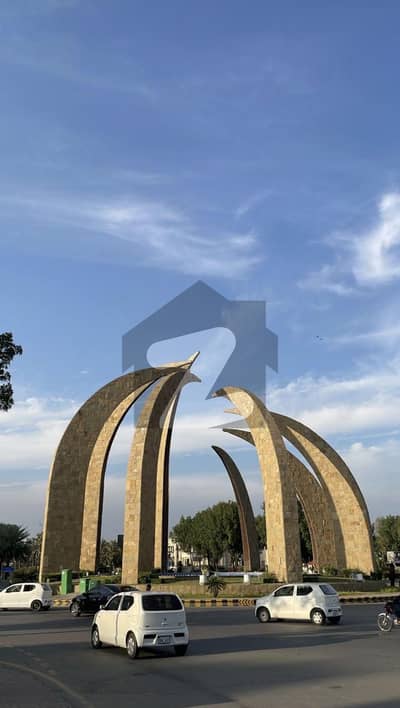 بحریہ ٹاؤن - ٹیپو سلطان بلاک بحریہ ٹاؤن ۔ سیکٹر ایف,بحریہ ٹاؤن,لاہور میں 4 کنال کمرشل پلاٹ 16.99 کروڑ میں برائے فروخت۔