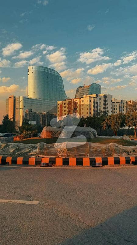 7 Marla Non Developed Plot In M Block. 7 Marla Non Developed Plot In M Block.