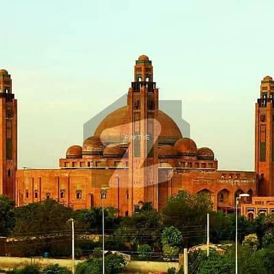 10 Marla Park Facing All Dues Clear Plot Near To Main Raiwind Road Gate Available For Sale
