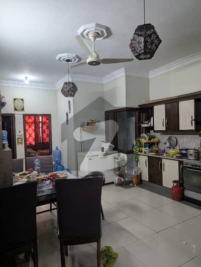 2nd Floor 3 Bed DD 1250 Sqft Single Belt Flat For Sale In Karachi University Society