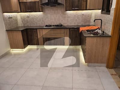 نارتھ ناظم آباد ۔ بلاک ایل نارتھ ناظم آباد,کراچی میں 3 کمروں کا 10 مرلہ زیریں پورشن 1.0 لاکھ میں کرایہ پر دستیاب ہے۔