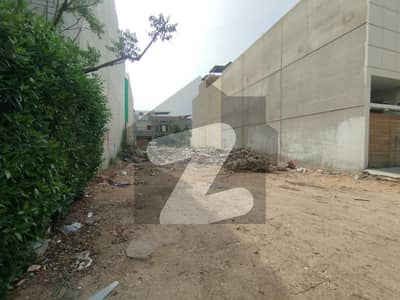 ڈی ایچ اے فیز 7 ایکسٹینشن ڈی ایچ اے ڈیفینس,کراچی میں 5 مرلہ رہائشی پلاٹ 3.99 کروڑ میں برائے فروخت۔