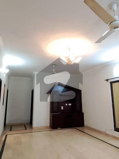 میڈیا ٹاؤن ۔ بلاک ڈی میڈیا ٹاؤن,راولپنڈی میں 3 کمروں کا 10 مرلہ بالائی پورشن 70.0 ہزار میں کرایہ پر دستیاب ہے۔