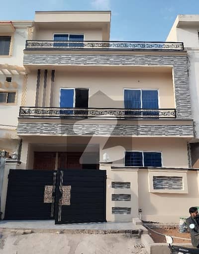 4.4 Marla House For Sale In G13/1