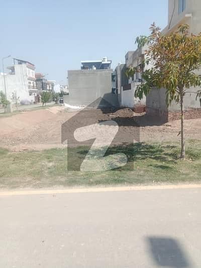 Square Commercial 6 Marla Plot For Sale Prime Investment