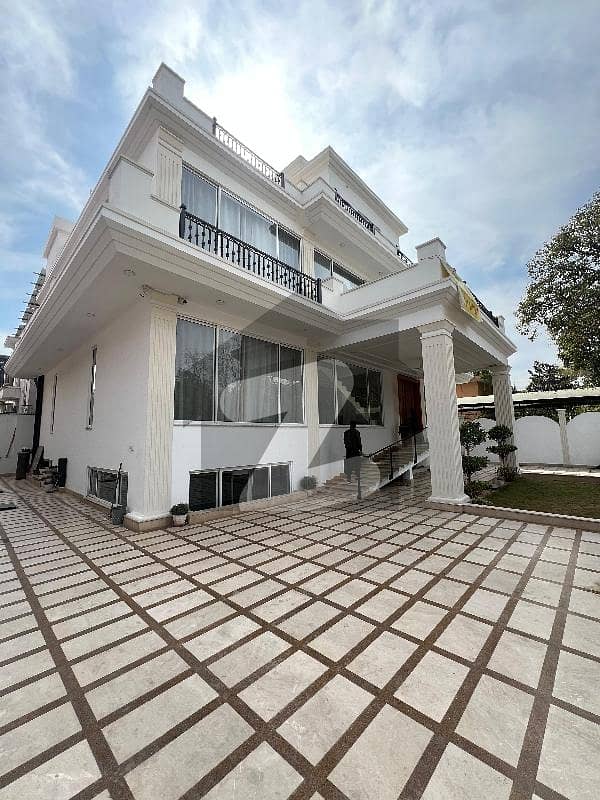 ایف ۔ 7 اسلام آباد میں 4 کمروں کا 1 کنال زیریں پورشن 5.0 لاکھ میں کرایہ پر دستیاب ہے۔ ایف ۔ 7 اسلام آباد میں 4 کمروں کا 1 کنال زیریں پورشن 5.0 لاکھ میں کرایہ پر دستیاب ہے۔