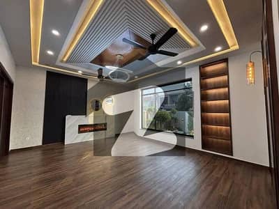 10 Marla Beautiful Modern Beautiful Full House For Rent G13 Prime Location