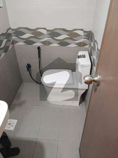 3 BED DD RENOVATED FLAT FOR SALE IN GULSHAN E IQBAL 13 /A