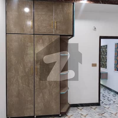 پاک عرب ہاؤسنگ سوسائٹی لاہور میں 1 کمرے کا 3 مرلہ فلیٹ 23.0 ہزار میں کرایہ پر دستیاب ہے۔