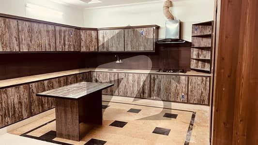 بحریہ ٹاؤن فیز 1 بحریہ ٹاؤن راولپنڈی,راولپنڈی میں 3 کمروں کا 1 کنال زیریں پورشن 80.0 ہزار میں کرایہ پر دستیاب ہے۔