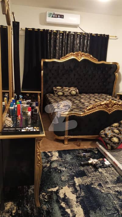 کلفٹن ۔ بلاک 4 کلفٹن,کراچی میں 3 کمروں کا 8 مرلہ فلیٹ 1.7 لاکھ میں کرایہ پر دستیاب ہے۔