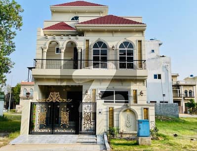 5 Marla Modern House And At Reasonable Price In Block FF Citi Housing Gujranwala