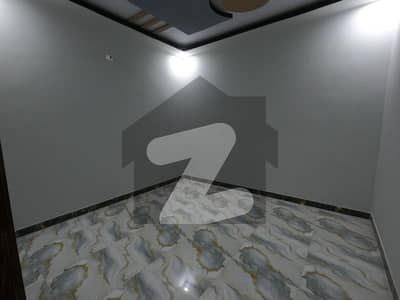 Centrally Located Flat For sale In Allahwala Town Available