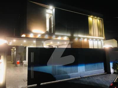 20 MARLA ELEGANT AND FULLY MAINTAINED SUPER HOT LOCATED BUNGALOW IS AVAILABLE IN THE BEST BLOCK OF DHA LAHORE.